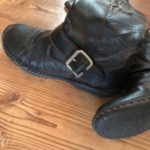{boc} Black Wide Calf Leather Riding Boots // W 8
